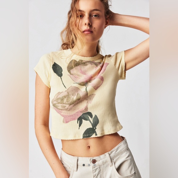 NWOT Free People Daydreamer Rose Tee - Picture 1 of 4